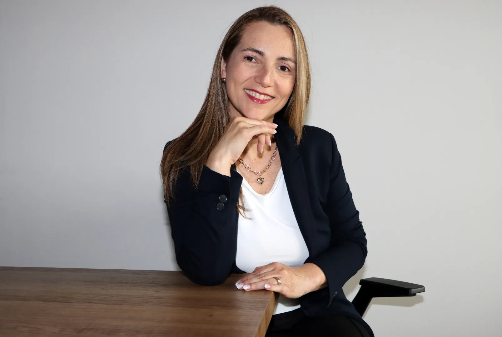 Vero Corrales - Expertise Legal